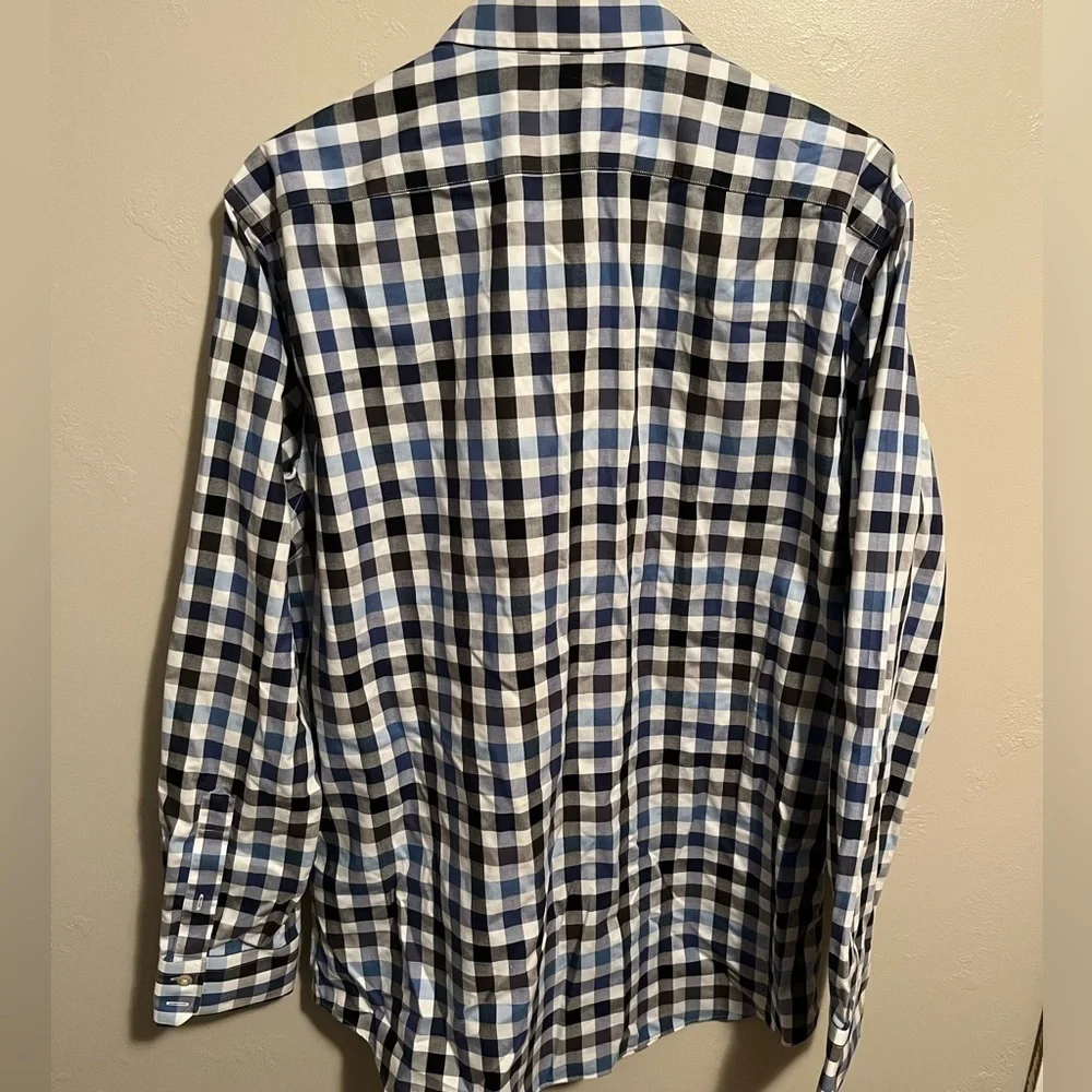 Banana Republic Men's Non Iron Tailored, Slim Fit Button Up Shirt